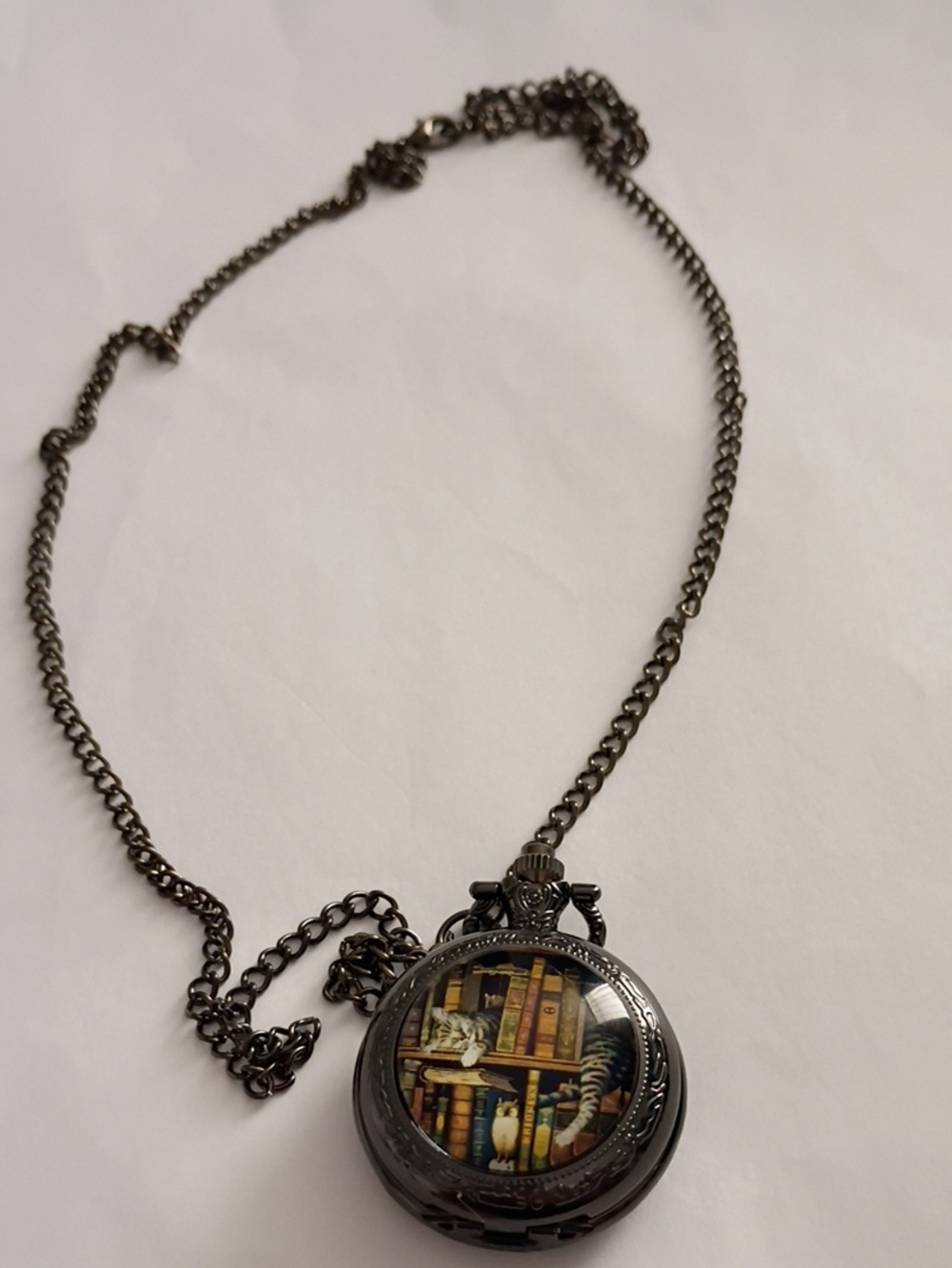 Antique-Style Black Cat & Books Pocket Watch Necklace - Black